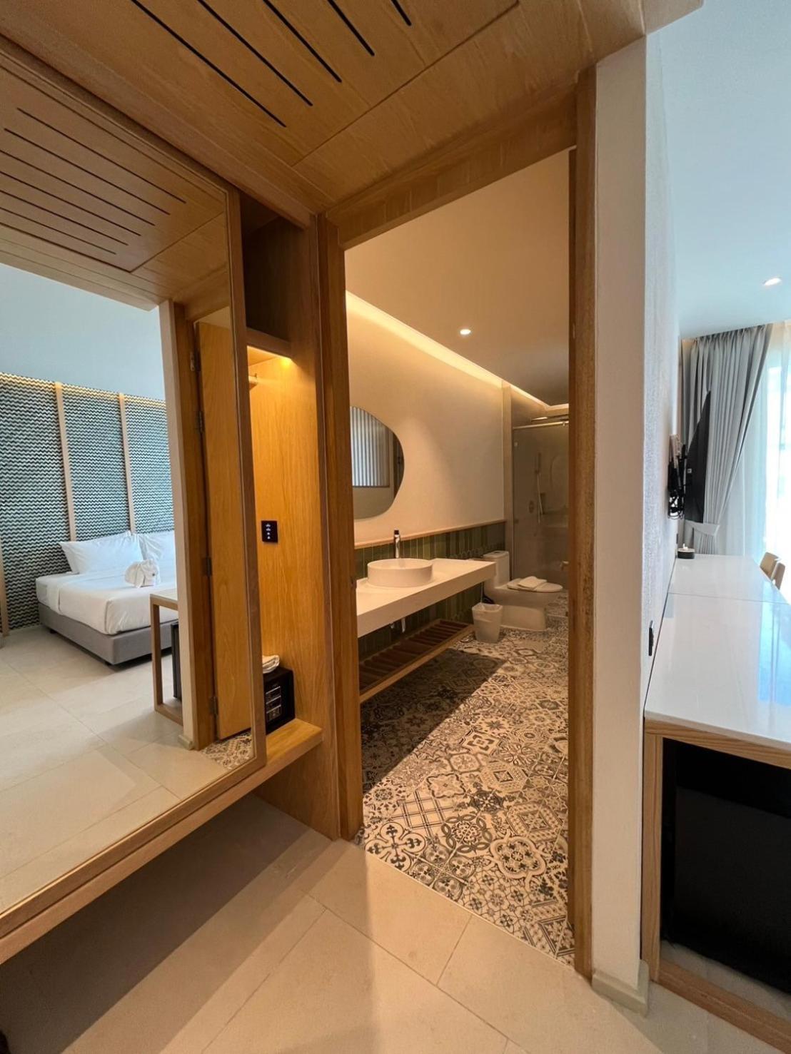 Peach Hill Resort - Sha Extra Plus Kata pláž Exteriér fotografie